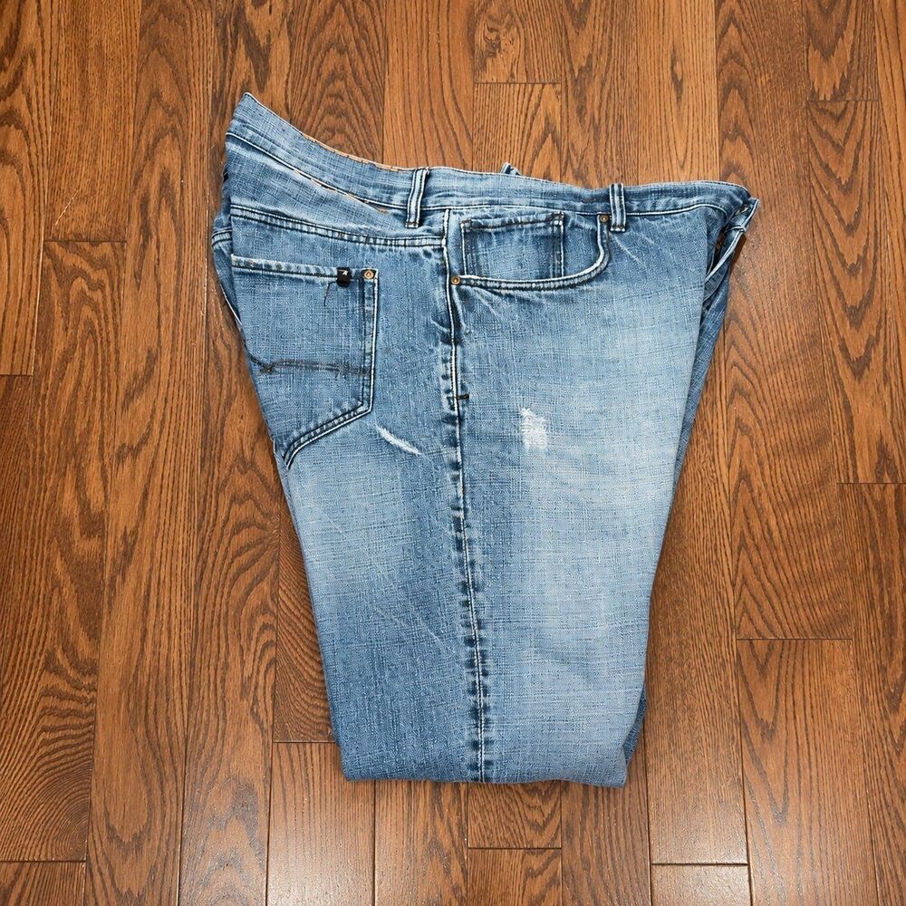Vintage {Rocawear} light-wash jeans, 40